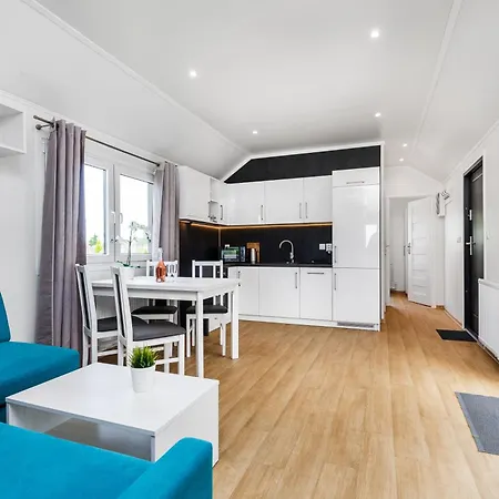 Wielorybek Zatoka 別荘 シュトゥトボ