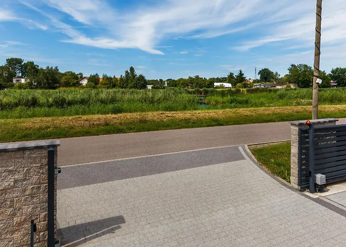 Wielorybek Zatoka Nyaraló *